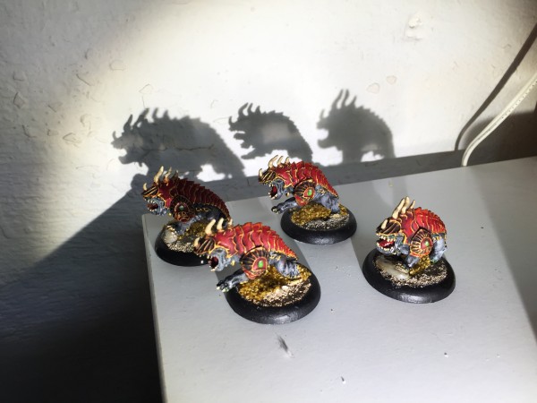 Hordes: Skorne - Reptile Hounds