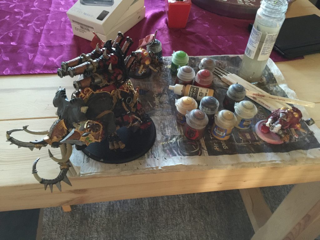 Skorne elefanter på vej på parade [Hordes]