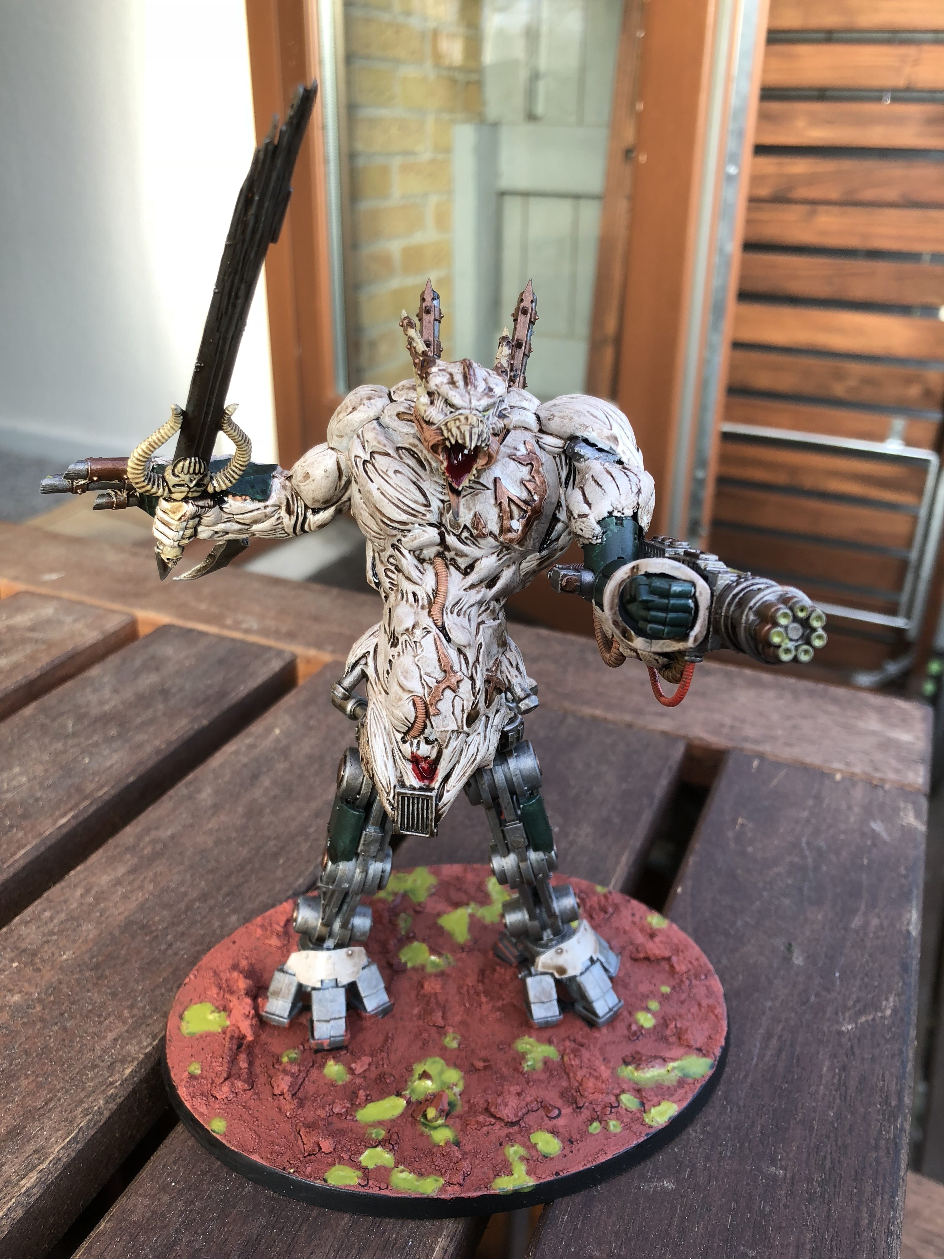 Kit-bashed deamon-engine malet [40k]