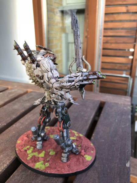 Kit-bashed deamon-engine malet [40k]