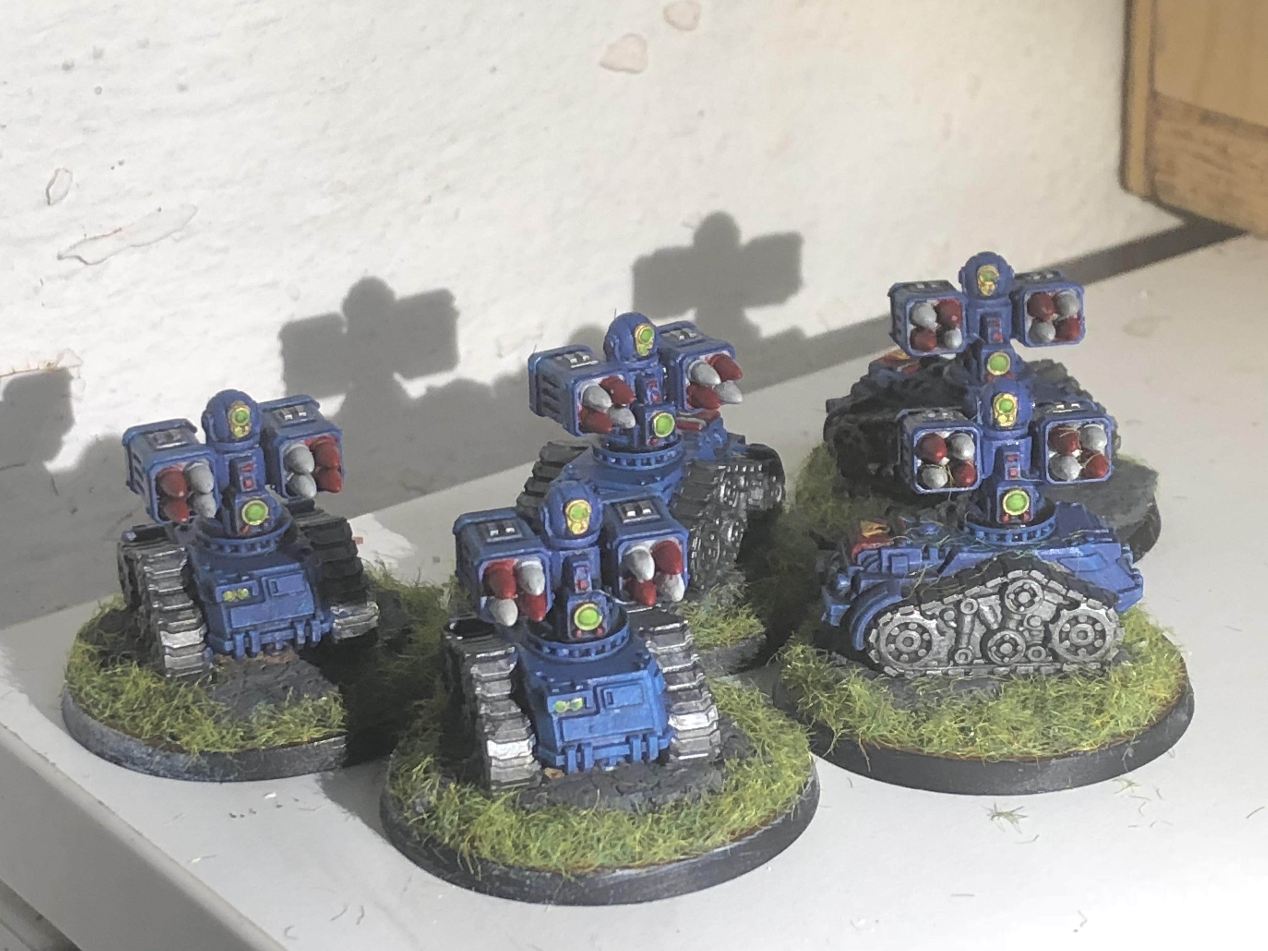 Mini robot tanks