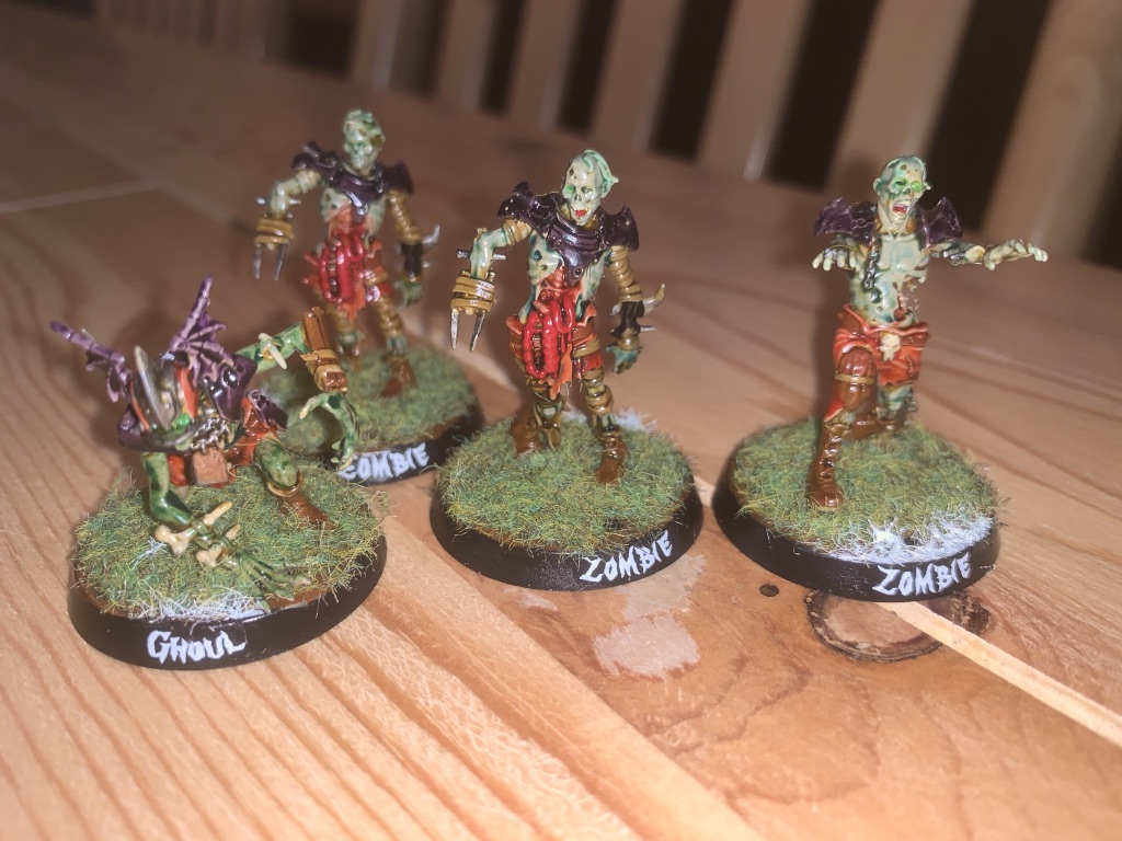 Ghoul og Zombies, Barrichmere Barrowgeists, Shambling Undead [Blood Bowl]