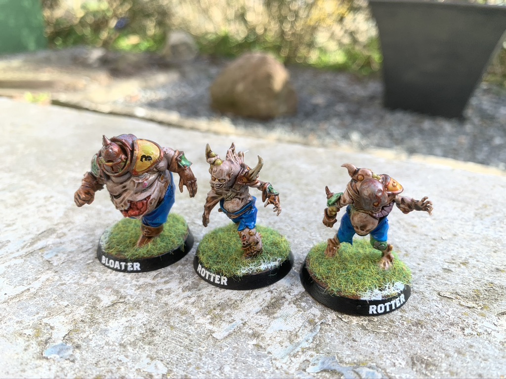 Bloater og rotter x2, Pradeshynya Postules, Nurgle Rotters [Blood Bowl]