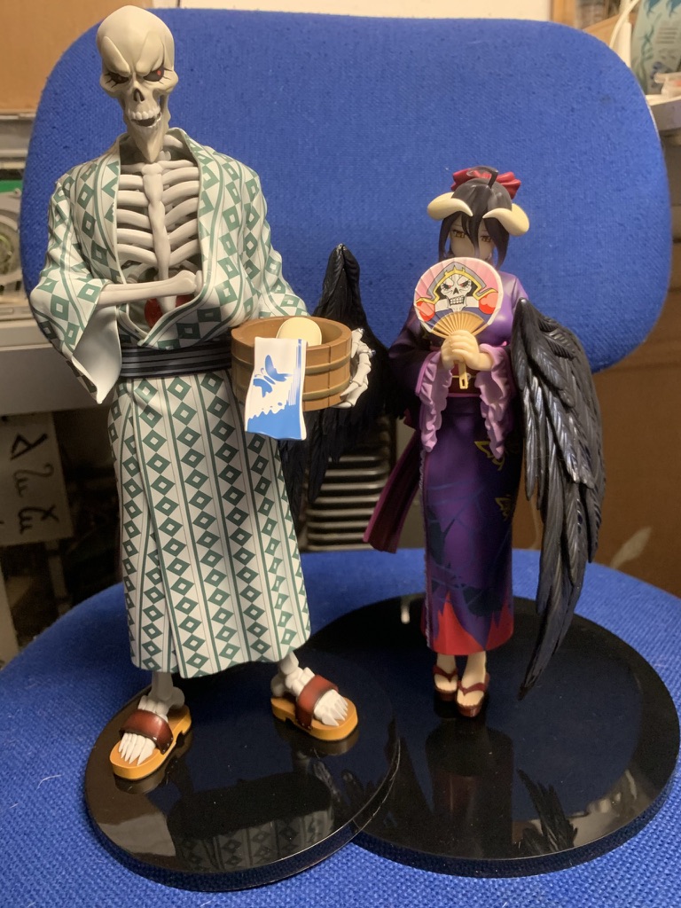 Overlord - Ainz og Albedo i yukata onsen outfits færdige figurer