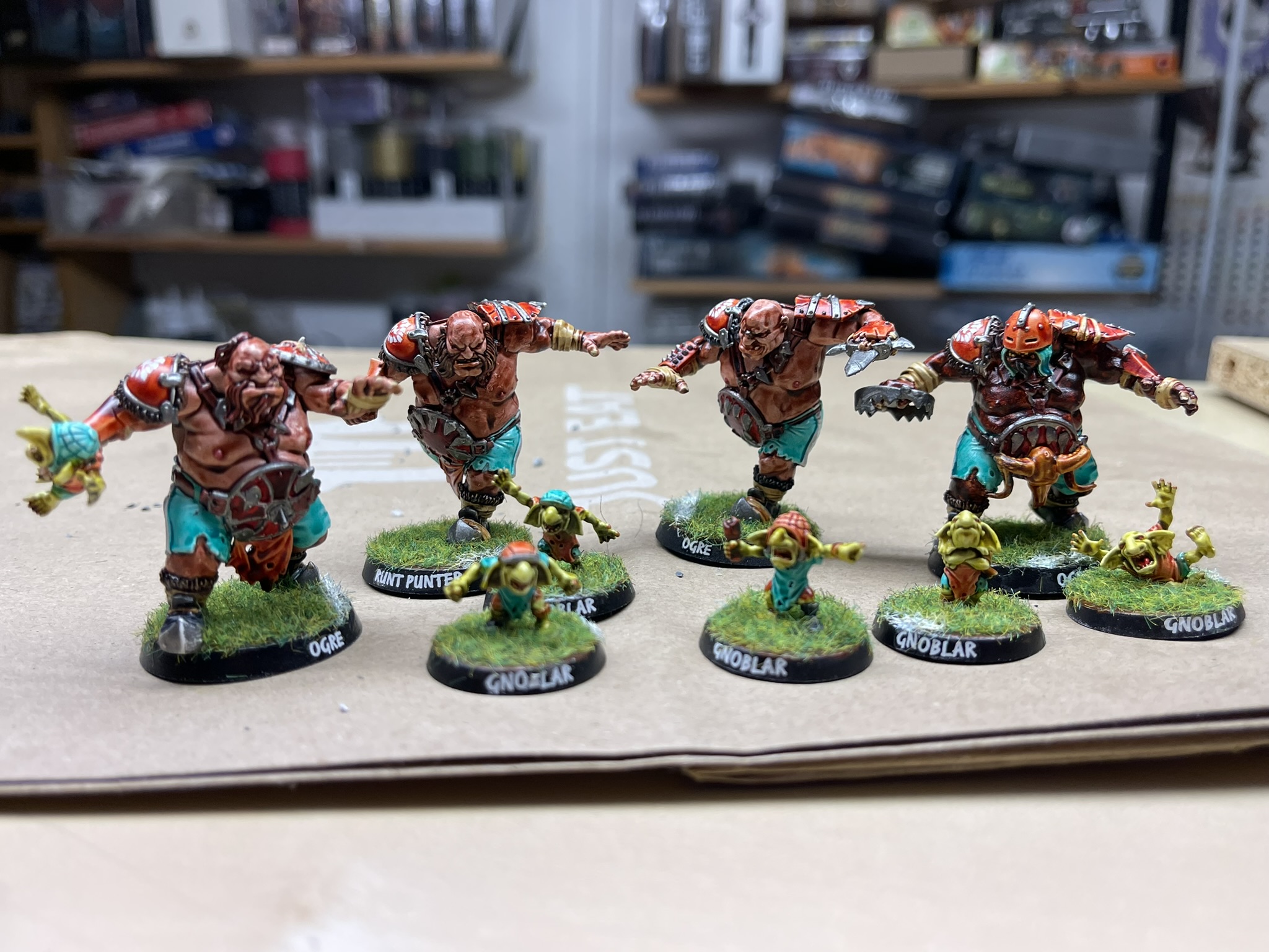 Teaser af Firemountain Icemaws, Ogre Team [Blood Bowl]